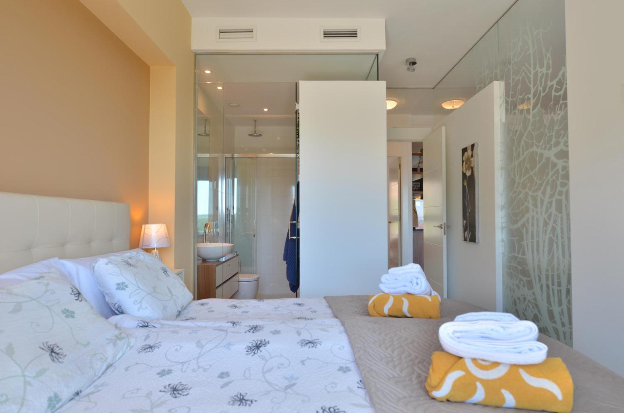 Beachfront Luxury Apartments By Nras 阿勒纳勒斯德尔索尔 客房 照片
